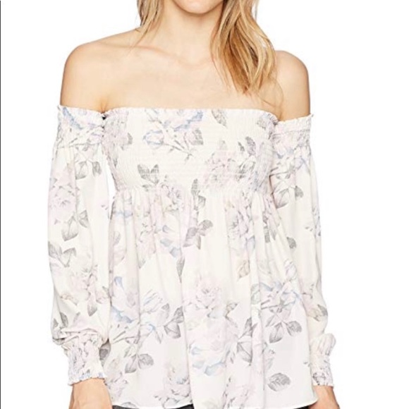 Show Me Your MuMu Tops - NWT Show Me Your MuMu | Raquel Floral Smocked